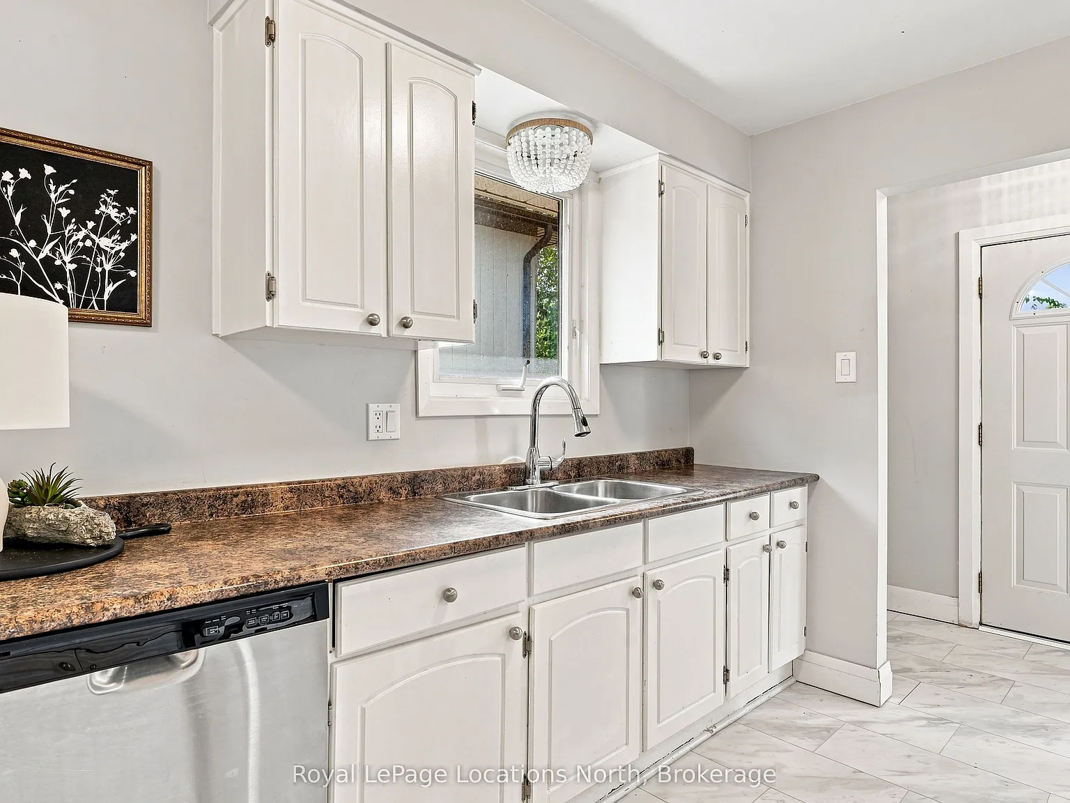 3 bed, $3,100 — Photo 4