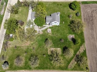 12014 Prairie Center Rd, Clinton, IL 61727