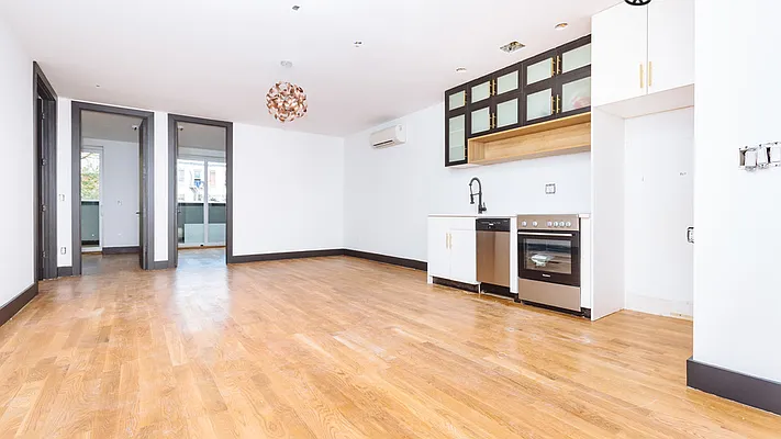 Rented by Nooklyn NYC LLC | media 12