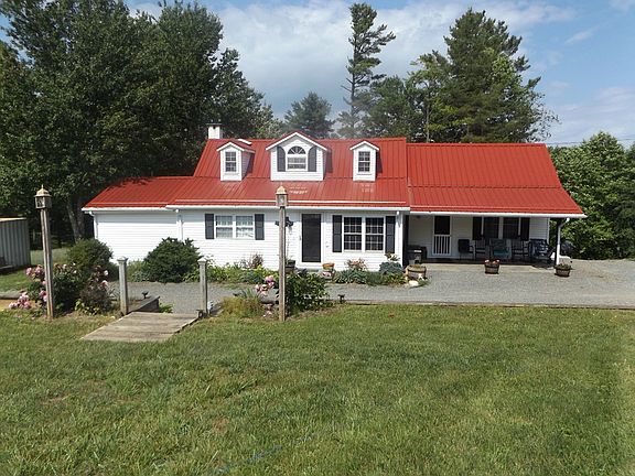 3rd image of 414 Chippewa Ln