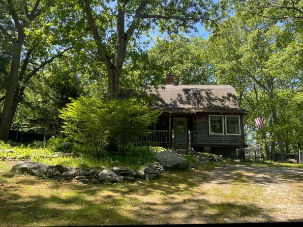 159 Bayview Ave, Berkley, MA 02779