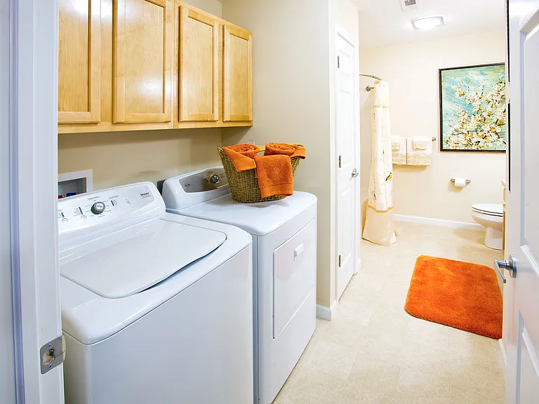 Both Redwood Medina Locations Offer the Option to Rent Washers and Dryers