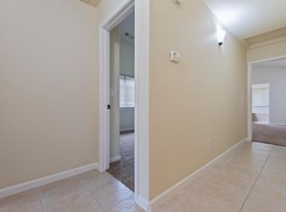 7393 N Mansionette Dr, Fresno, CA