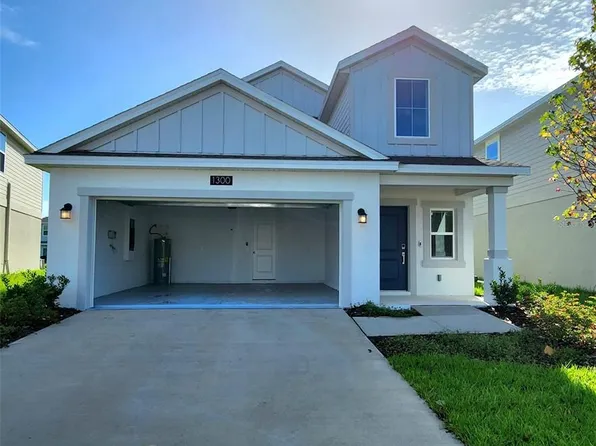 1300 Sand Trap Ct, Daytona Beach, FL 32124