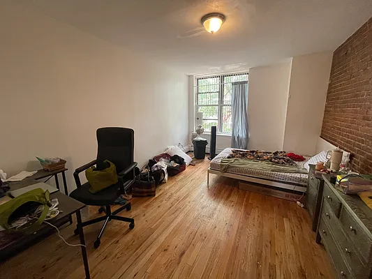 Rented by Corcoran | media 14