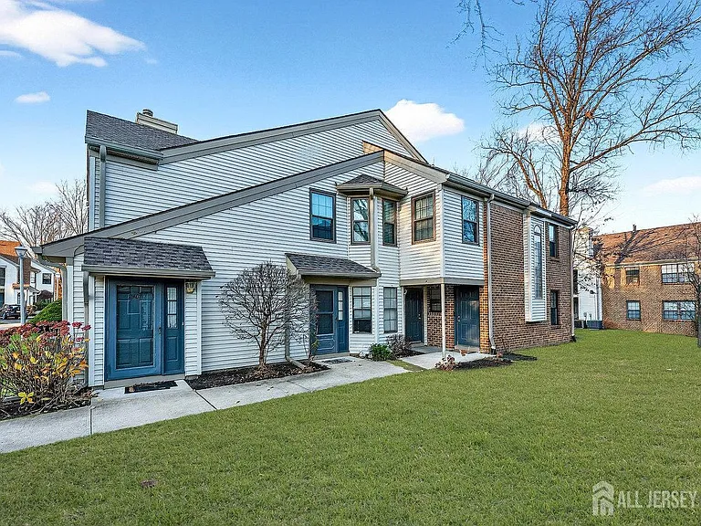 2406 Bayhead Dr — Photo 1