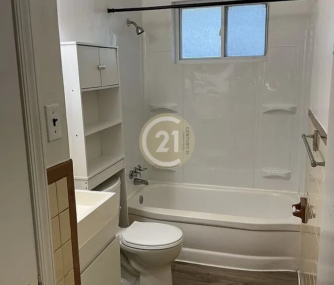 175 Orange Ave #1 — Photo 8