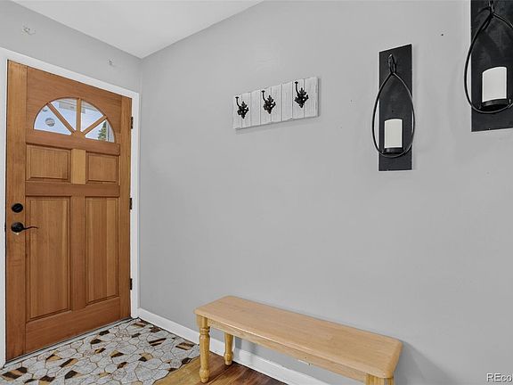 3rd image of 2940 W Saratoga Avenue