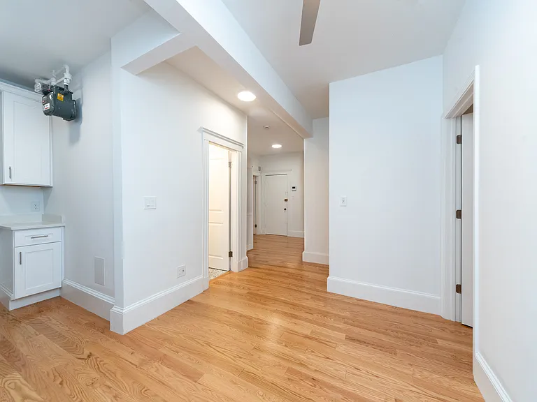 89 Park Dr #6 — Photo 8