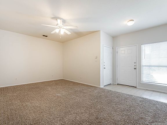 3rd image of 4143 ST CHARLES BAY #4143