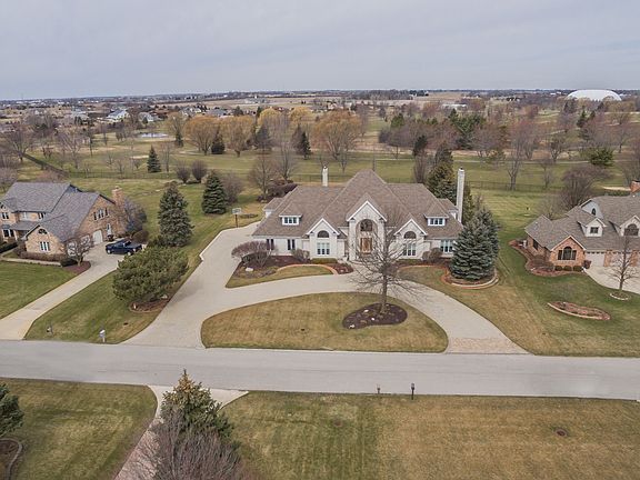3rd image of 9304 W Golfview Dr