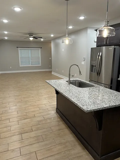 3 bed, 1750 sqft, $1,650 — Photo 3