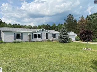 3694 W M 113, Kingsley, MI 49649