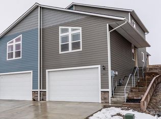 1045 Alturas Dr, Moscow, ID 83843