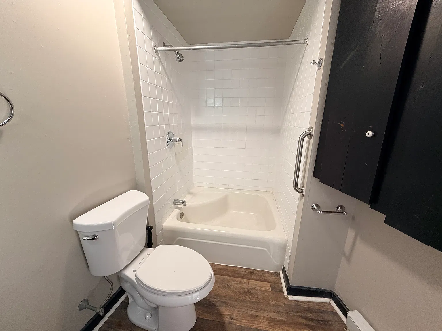1 bed, 700 sqft, $1,500 — Photo 3