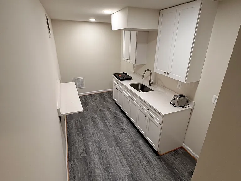 1100 Themis St SE — Photo 3