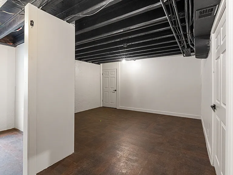 22808 W 73rd St — Photo 39