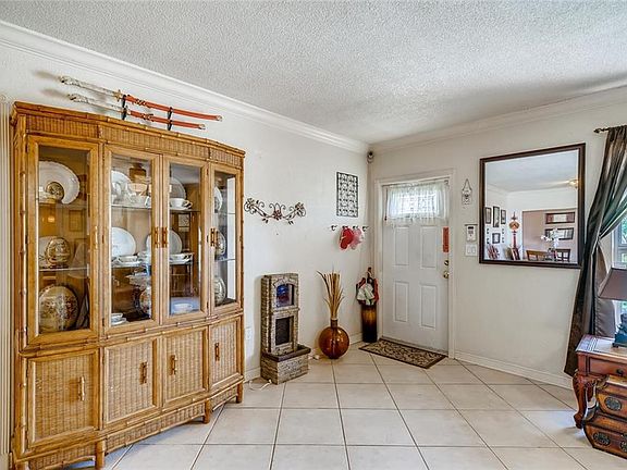 4th image of 8521 NW 26th Pl