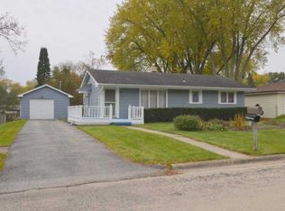 5007 Fletcher Pl, Rockford, IL 61108