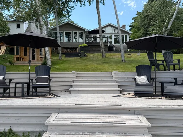 356 Lakeside Dr, North Bay, ON P1A 3E4