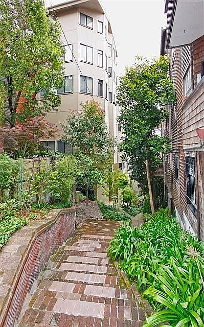 Path to enter 2 Fallon