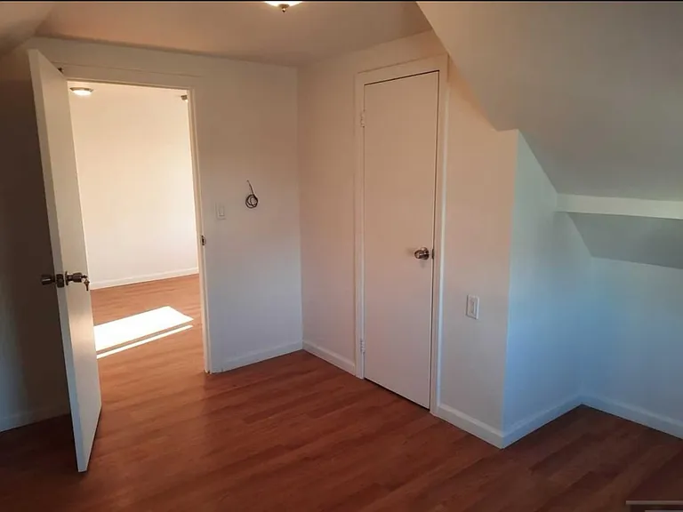 92 Lester St #3 — Photo 10