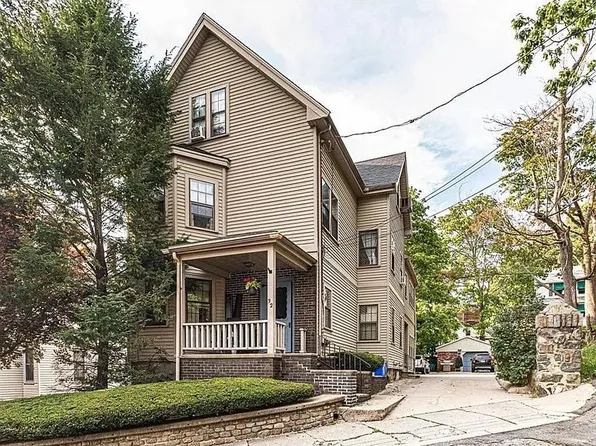 32 Park Ave #2, Malden, MA 02148