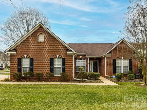 14204 Wentwater St, Charlotte, NC 28213
