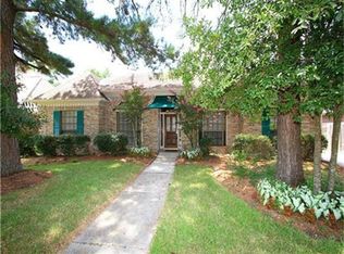 3215 Hickory Falls Dr, Kingwood, TX 77345