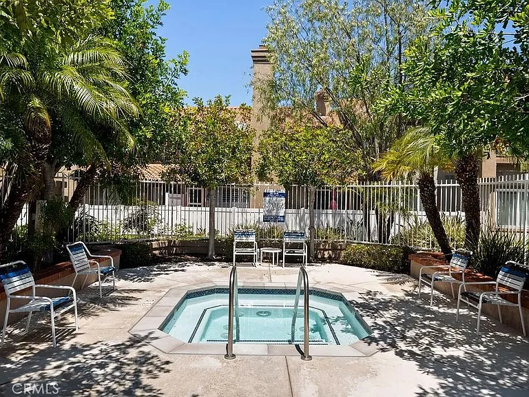19 Vista Colinas — Photo 14