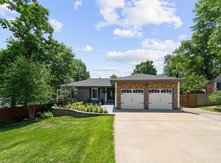 6655 W 82nd St, Overland Park, KS 66204