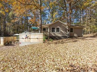 3939 Hillside Ln, Douglasville, GA 30135
