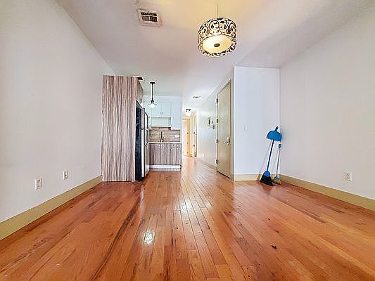 1st image of 236 Boerum St #2