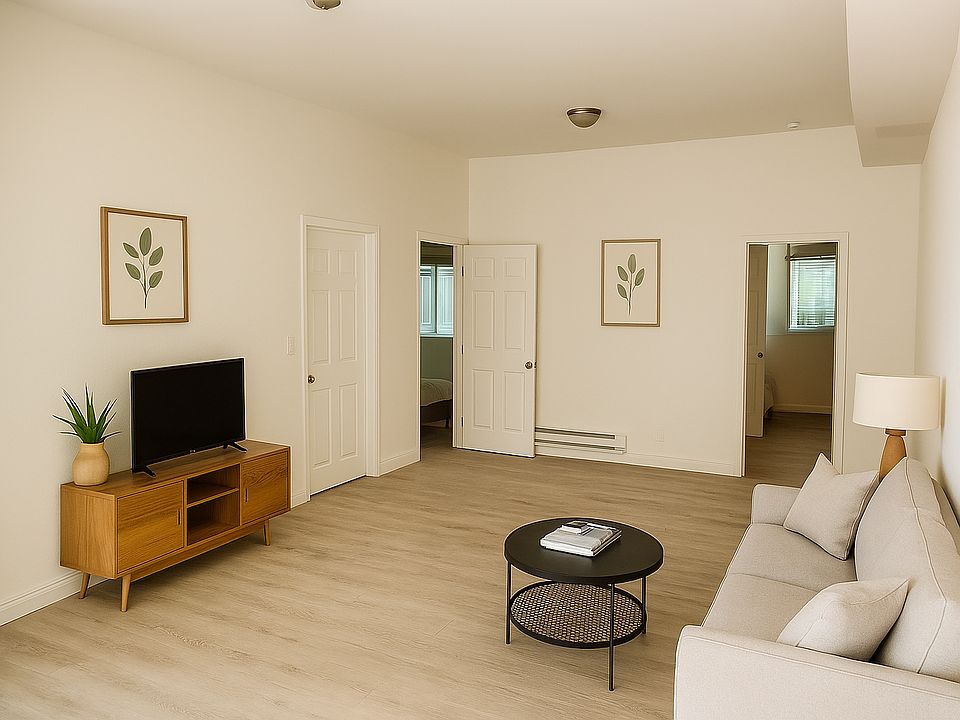 1st image of 1400 San Remo Dr #1402