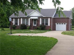 1009 Adam Ct, Cottontown, TN