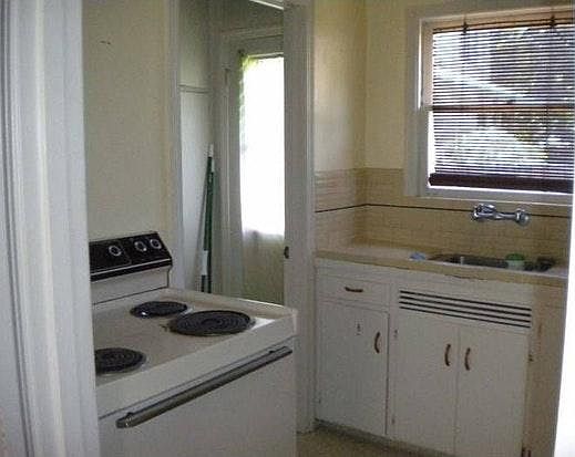 2nd image of 128 Stanford St
