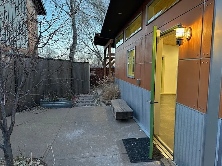1909 N 3rd St — Photo 27