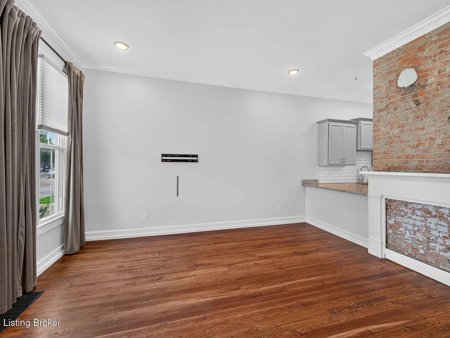1 bed, 1.5 bath, 956 sqft, $1,500 — Photo 4