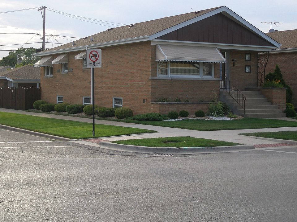 2nd image of 4758 S Kostner Ave