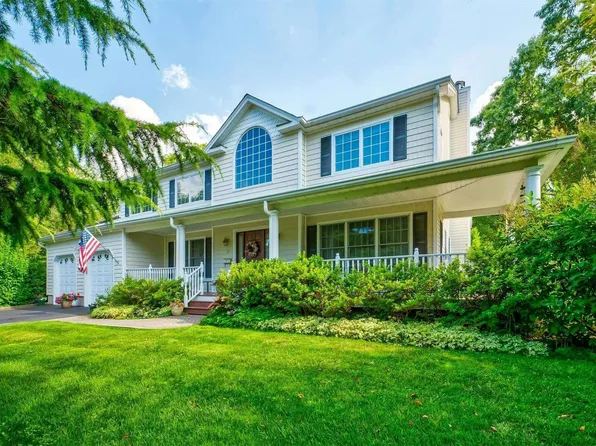 92 Oak Street, Northport, NY 11768