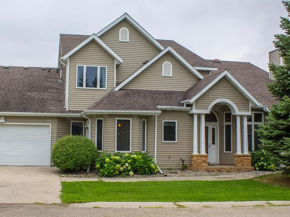 1st image of 3438 Meadow Dr