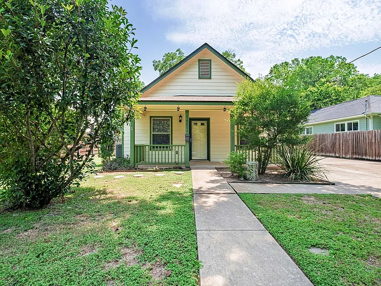 1502 Garden St — Photo 22