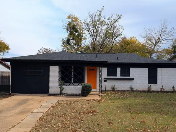 4301 Wilhelm St, Fort Worth, TX 76119