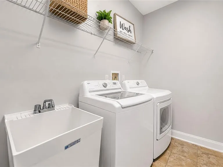 3329 Rosecliff Trce — Photo 39