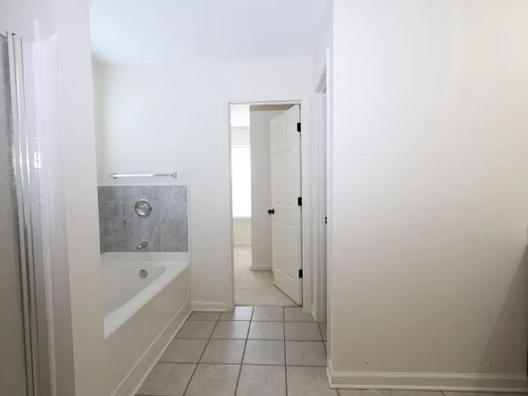1199 Wetlands Ct — Photo 22