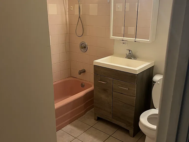 1037 Warner Ave #8 — Photo 8