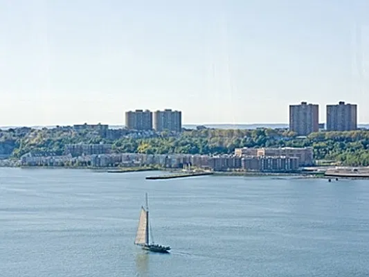 Sold by Sotheby's International Realty | media 4
