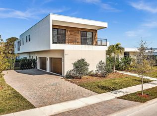 16649 Botaniko Dr N, Weston, FL 33326