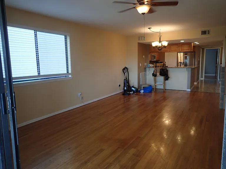 9614 Tara Cay Ct — Photo 35
