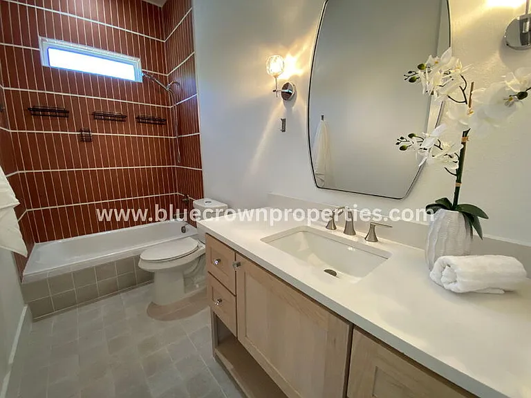 807 S Glasgow Dr — Photo 18